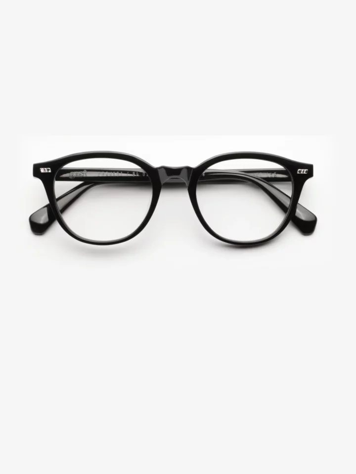 PRET_Black_T01_01_IV